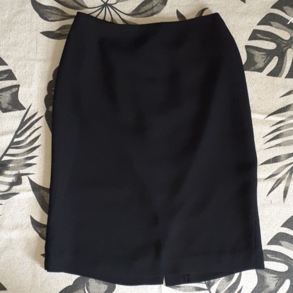 Caslon Black Midi Skirt